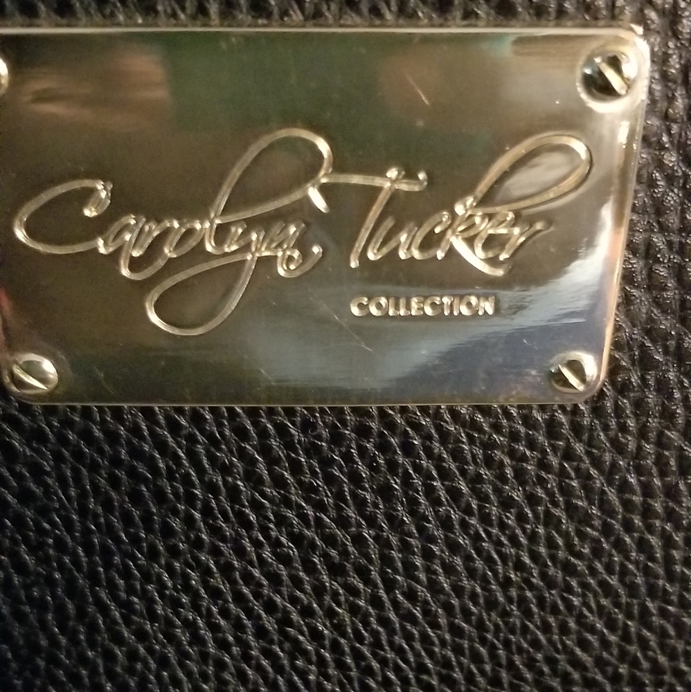 A purse - Picture 4 of 5